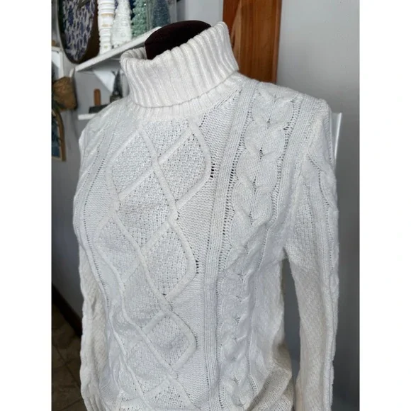 Abercrombie & Fitch Womens Cream Cable Knit Turtleneck Sweater XS White Cotton - Picture 2 of 9